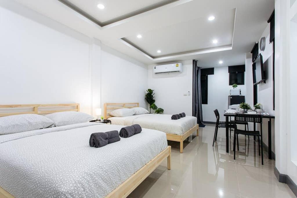 P2 Silom Large 2Beds Full Kitchen Wifi 4-6Pax Leilighet Bangkok Eksteriør bilde